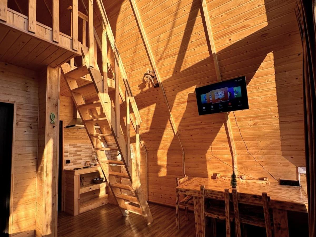 Byurakan Guesthouse & Cottage エクステリア 写真