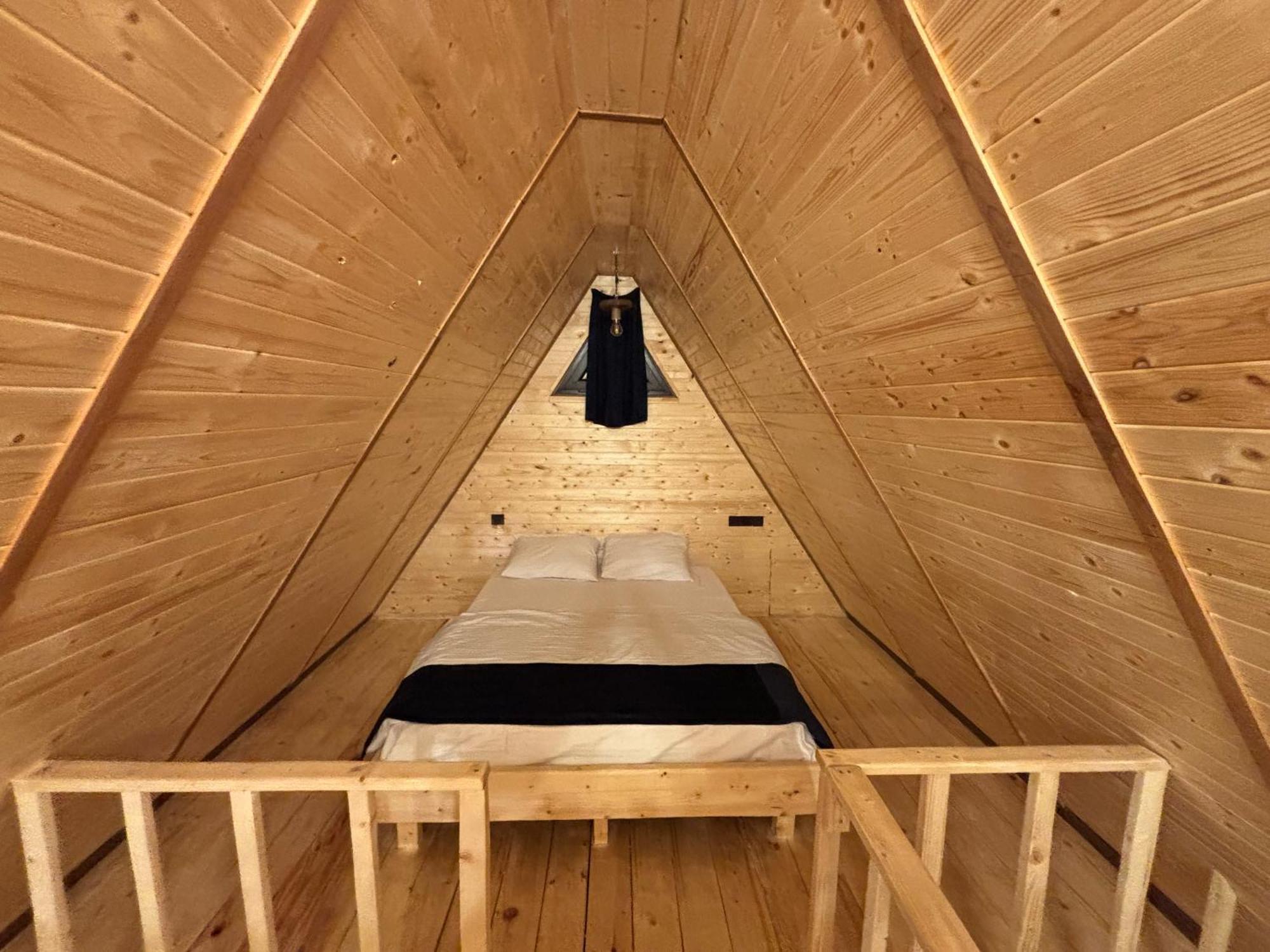 Byurakan Guesthouse & Cottage エクステリア 写真